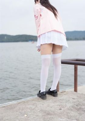 年轻的母亲四