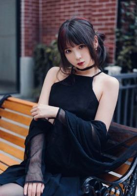《鬼吹灯》主角名字